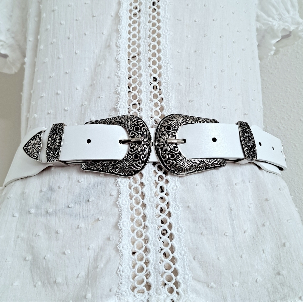 Western Coastal cowgirl Silver double buckle white stretch faux leather belt - Picture 6 of 8